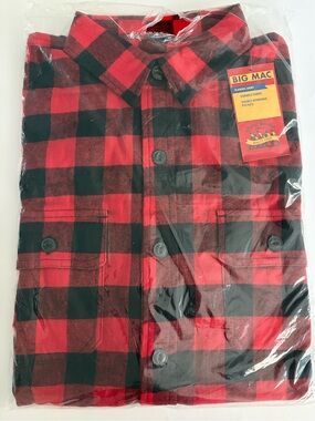 Big Mac Men's Red & Black Buffalo Plaid Flannel Shirt. Size M